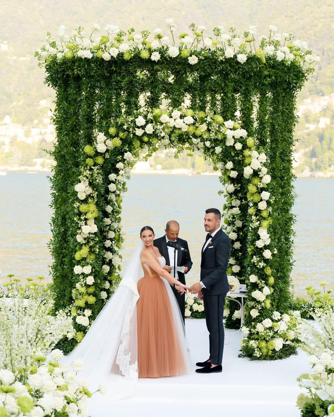Chromata Films wedding frame