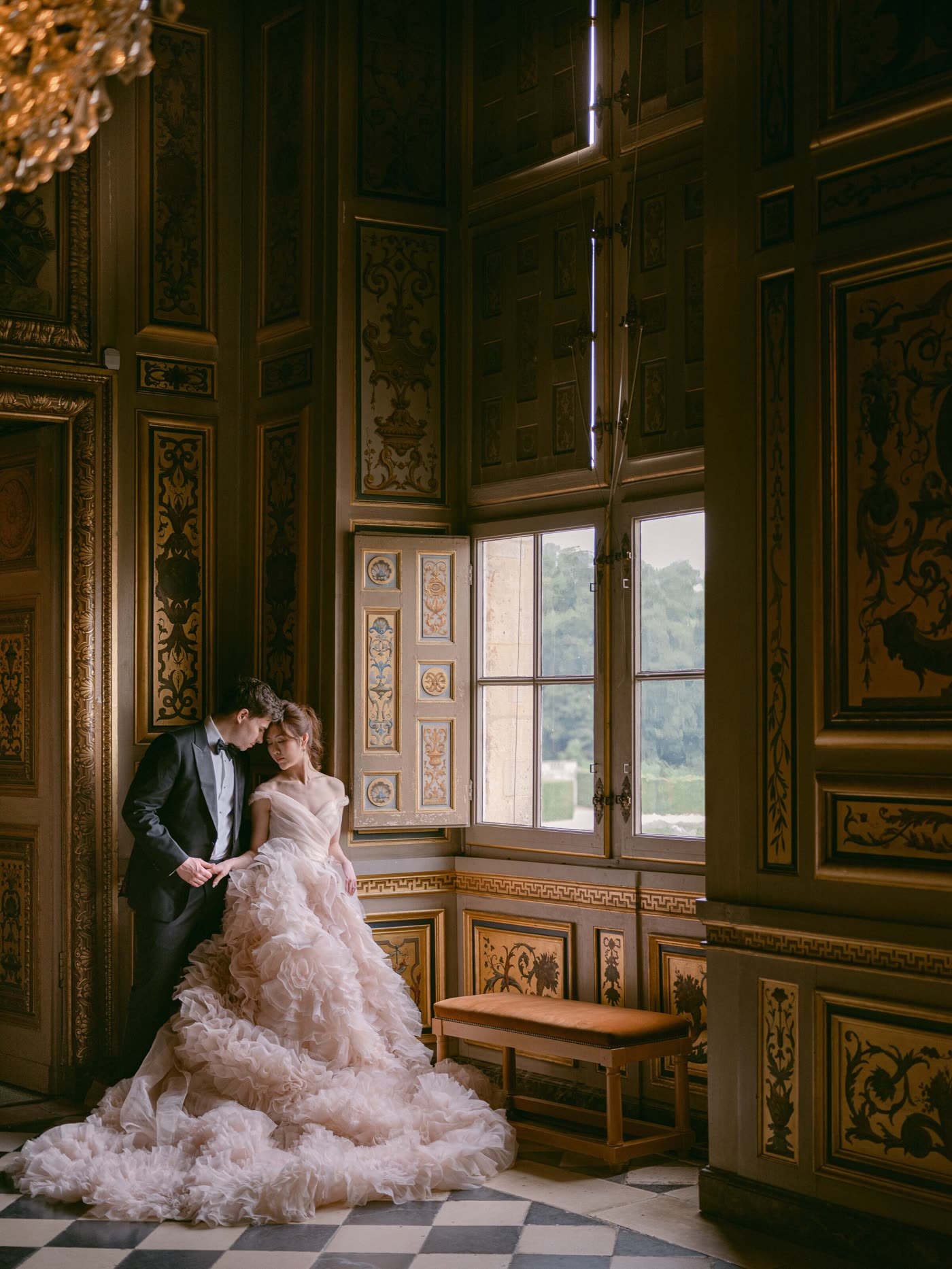 Chromata Films wedding frame