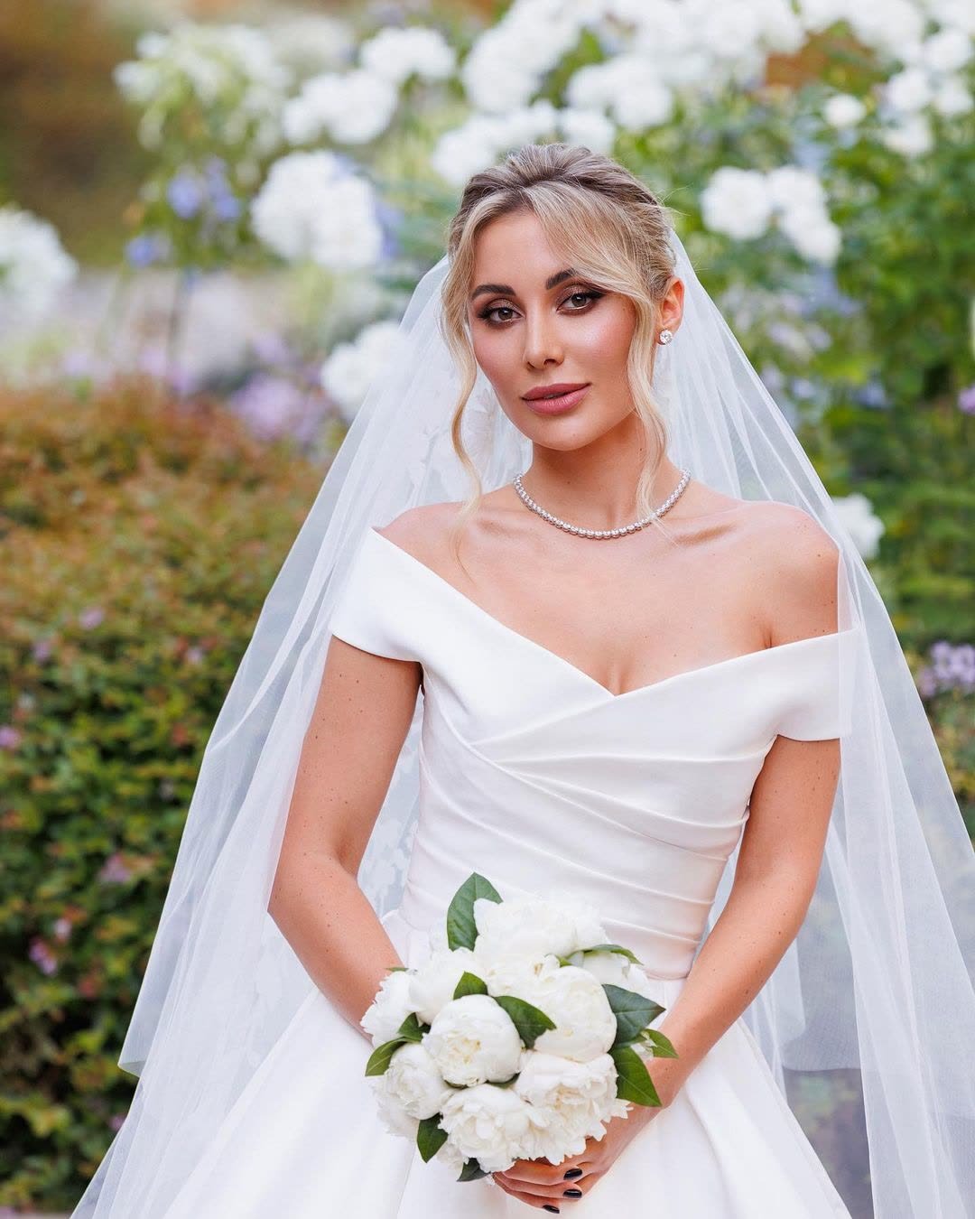 Daria Levin — A Crazy Circus Wedding in Èze, French Riviera — Chromata Films