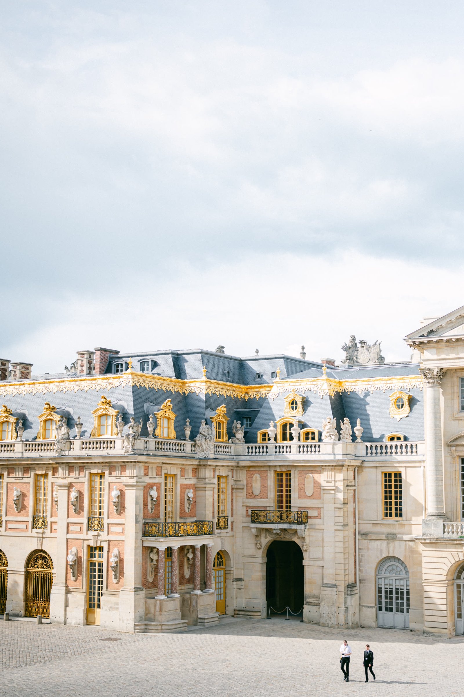 A Parisian Dream Tour: The Luxurious Wedding of J & A — Chromata Films