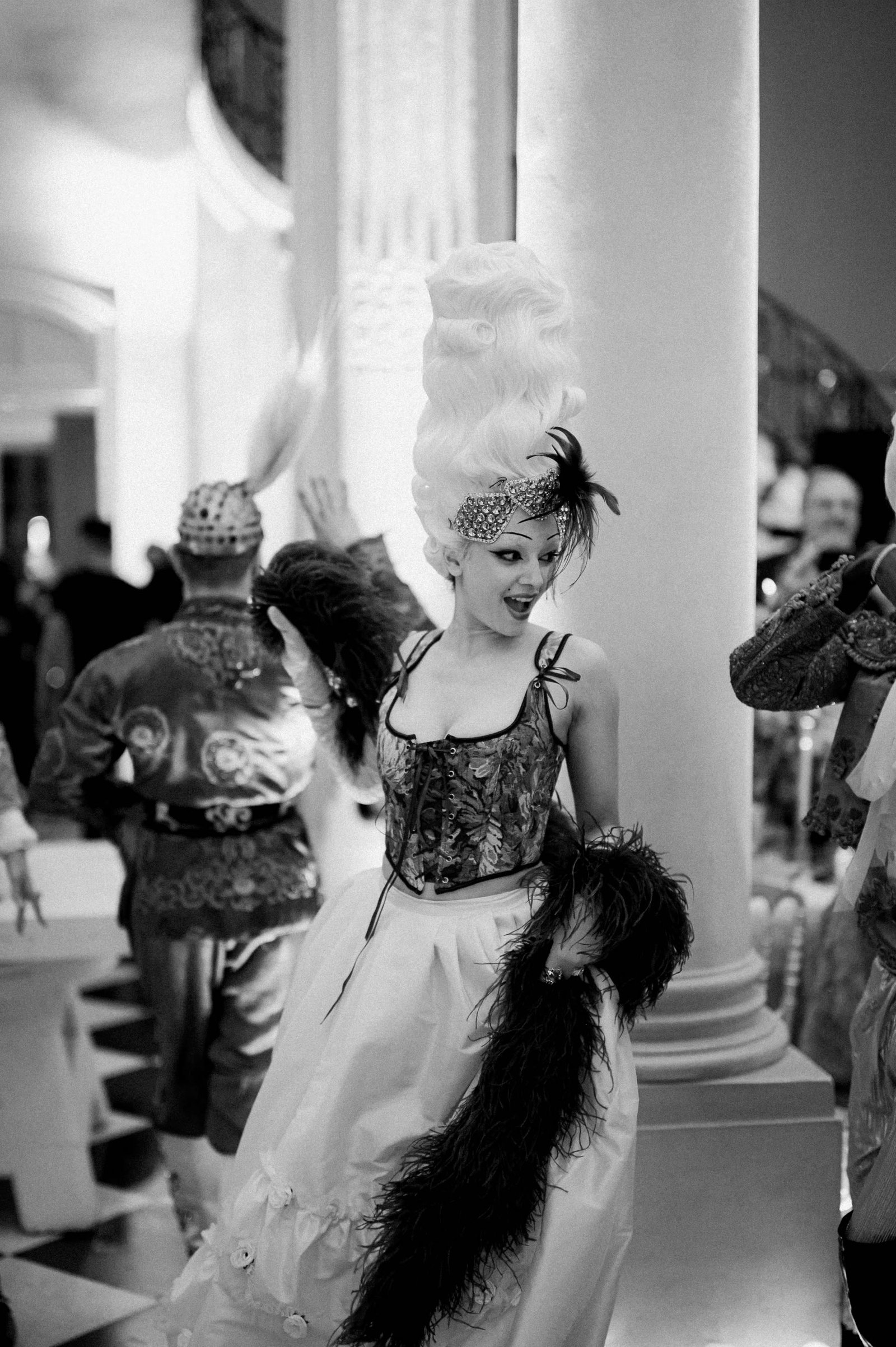 A Parisian Dream Tour: The Luxurious Wedding of J & A — Chromata Films